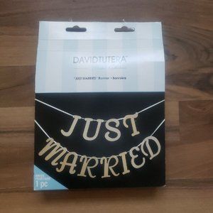 David Tutera Just Married Sparkle Gold Sign